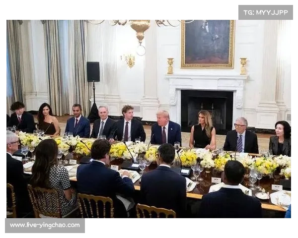 C罗社媒致谢特朗普邀请，白宫晚宴相谈甚欢